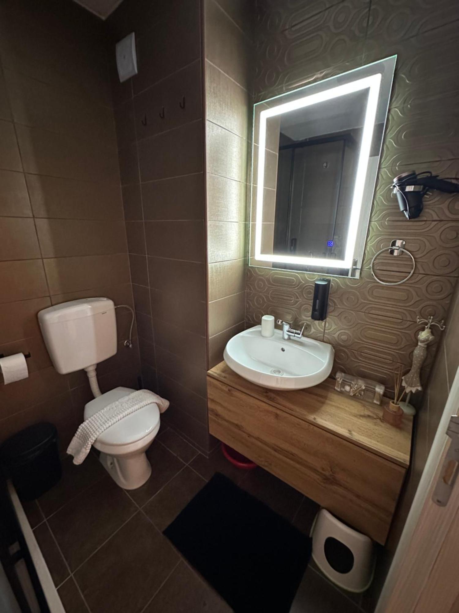 Apartman Viktorija Zabljak  Luaran gambar